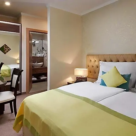 Honour And Grace Hotel 4*